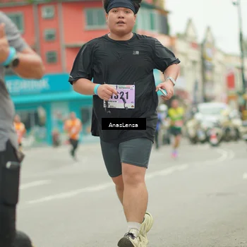 Runner Photo 8903754