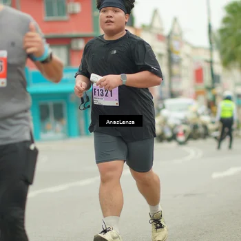 Runner Photo 8903776