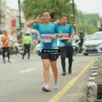 Runner Photo 8903857