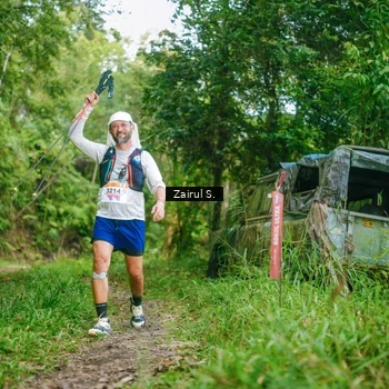 Runner Photo 8903865