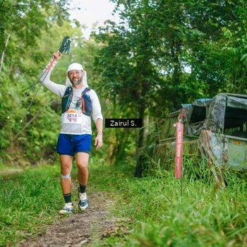 Runner Photo 8903875