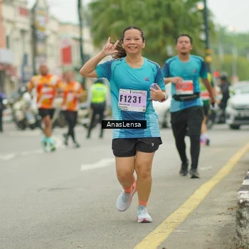 Runner Photo 8903919
