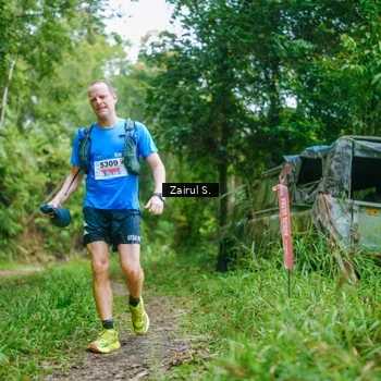 Runner Photo 8903927