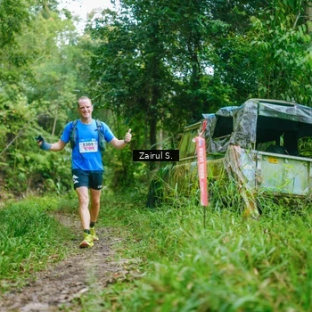 Runner Photo 8903935