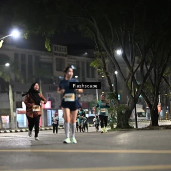 Runner Photo 8903946