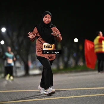 Runner Photo 8903995