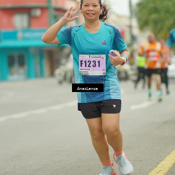Runner Photo 8904078