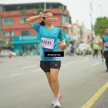 Runner Photo 8904086