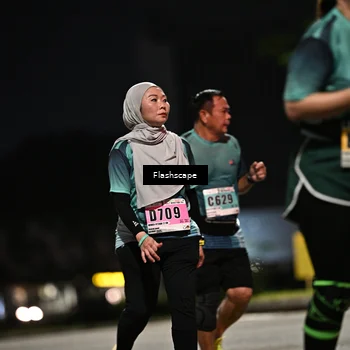 Runner Photo 8904174
