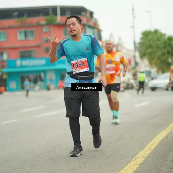 Runner Photo 8904207