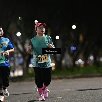 Runner Photo 8904215