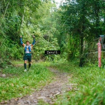 Runner Photo 8904259