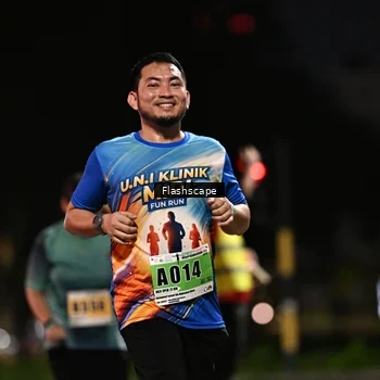 Runner Photo 8904263