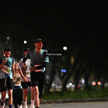 Runner Photo 8904276