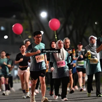 Runner Photo 8904279