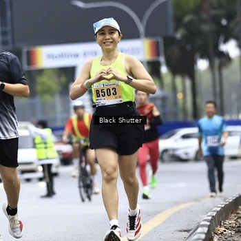 Runner Photo 8904291
