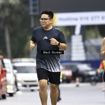 Runner Photo 8904296