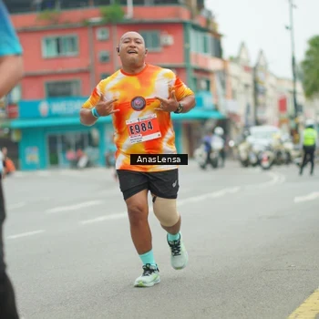Runner Photo 8904306