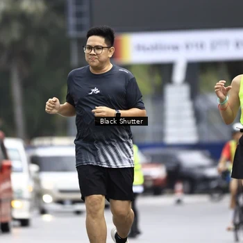 Runner Photo 8904309