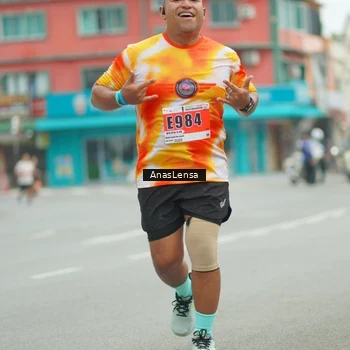 Runner Photo 8904322