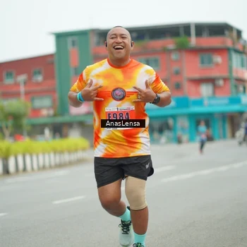 Runner Photo 8904327
