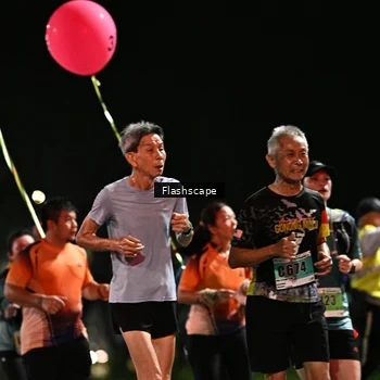 Runner Photo 8904353