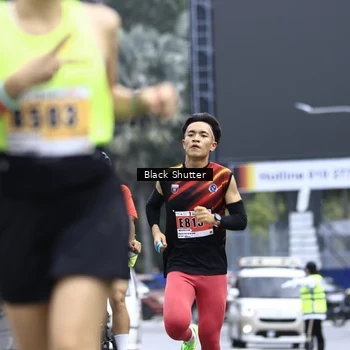 Runner Photo 8904358
