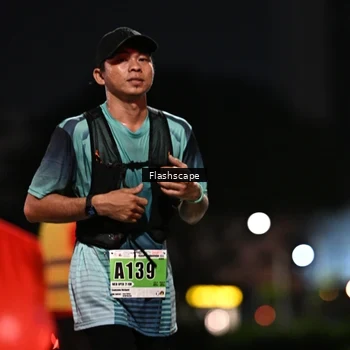 Runner Photo 8904385