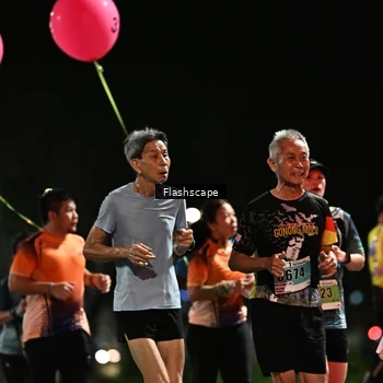 Runner Photo 8904390