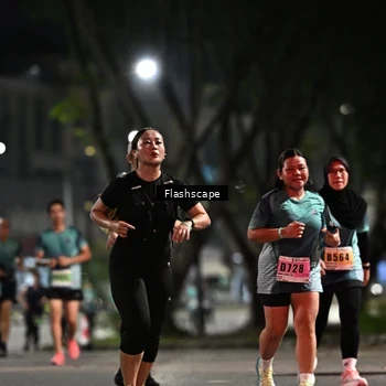 Runner Photo 8904396