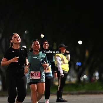 Runner Photo 8904397