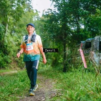 Runner Photo 8904407
