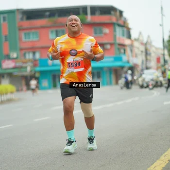 Runner Photo 8904421