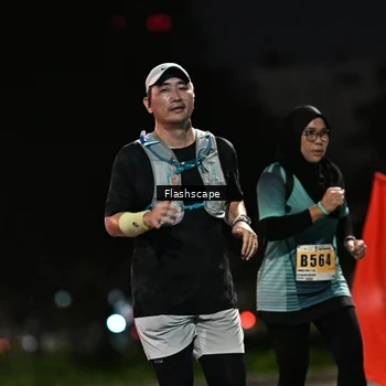 Runner Photo 8904449