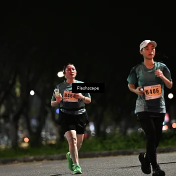 Runner Photo 8904608
