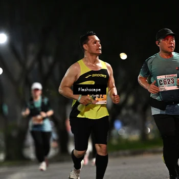 Runner Photo 8904631