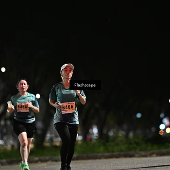 Runner Photo 8904673
