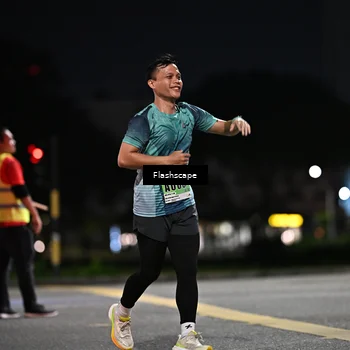 Runner Photo 8904715