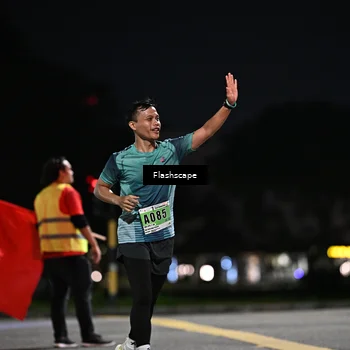 Runner Photo 8904723