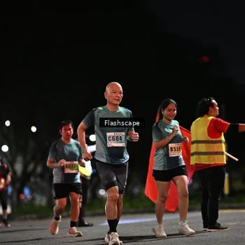 Runner Photo 8904807