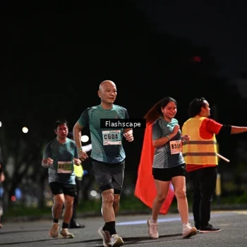 Runner Photo 8904824