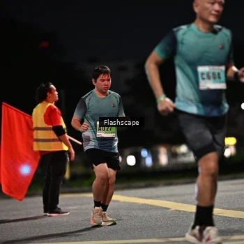 Runner Photo 8904835