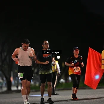 Runner Photo 8904878