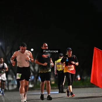 Runner Photo 8904903