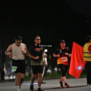 Runner Photo 8904923
