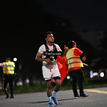Runner Photo 8904927