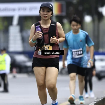 Runner Photo 8905012