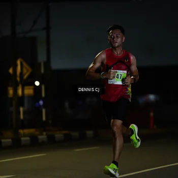 Runner Photo 8905199