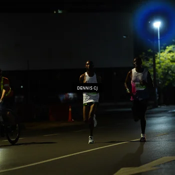 Runner Photo 8905219