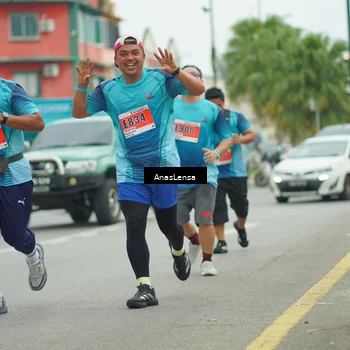 Runner Photo 8905286
